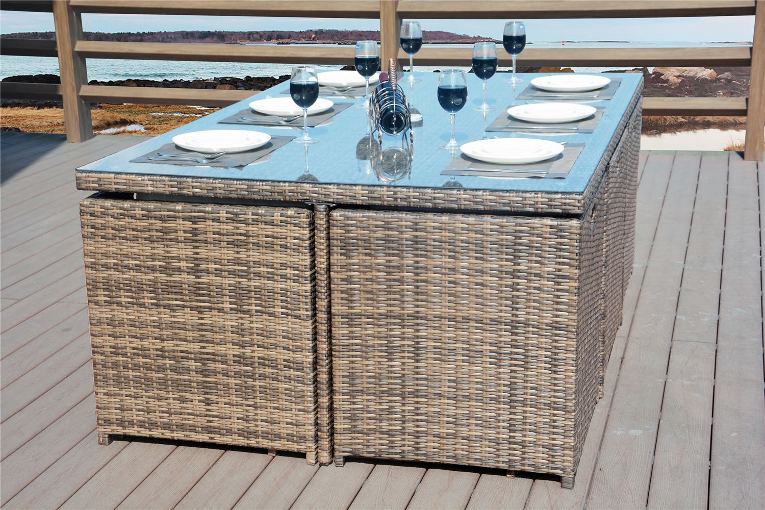 Wicker Cube Set - 6 Seats With Footstools 